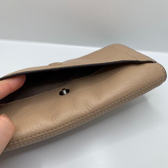 MARC JACOBS Pebbled Leather tan Continental Zip around Wallet - Picture 6 of 7